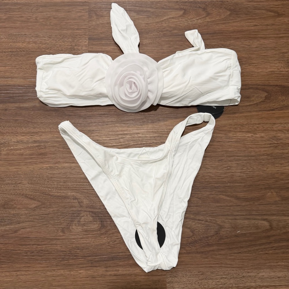 Lulu’s White Floral Accent Bandeau Bikini Set